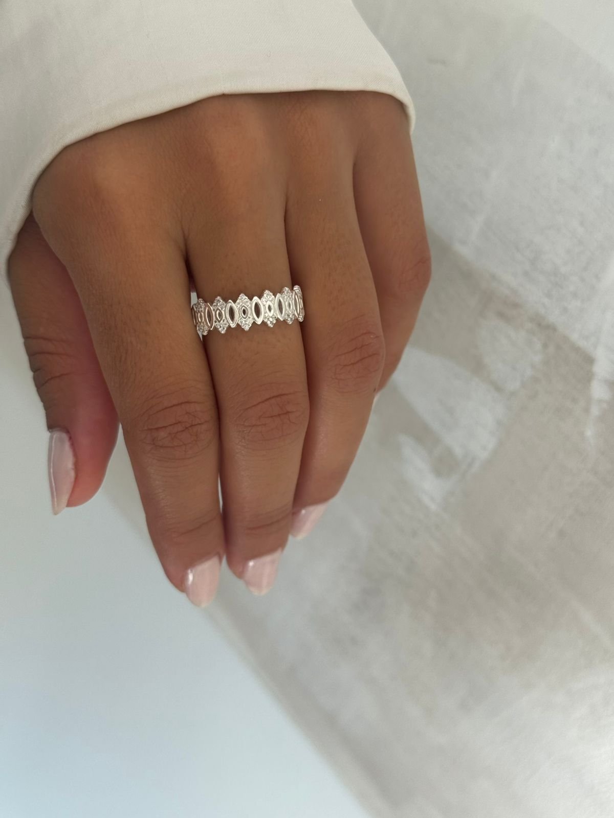 ff9dde3f-0b70-481b-8512-2016840d4edd